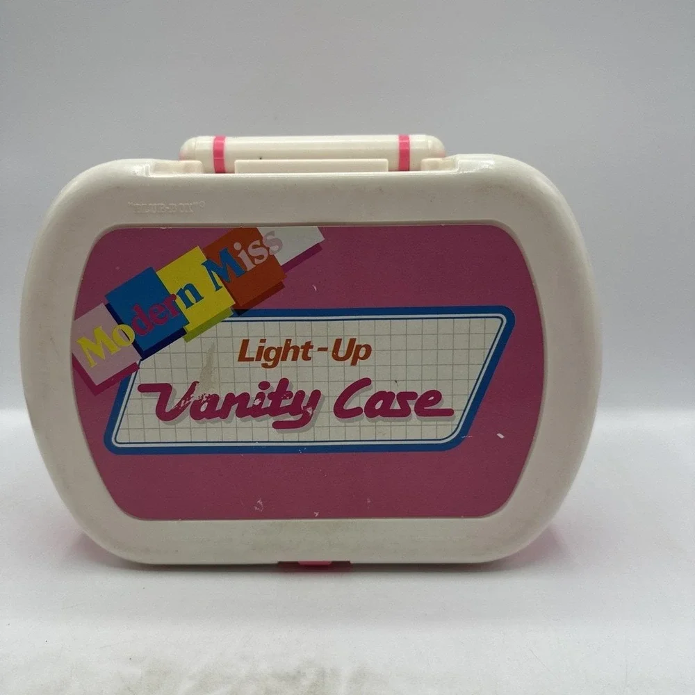 Radio Shack Sweetheart Vanity Case  Vintage